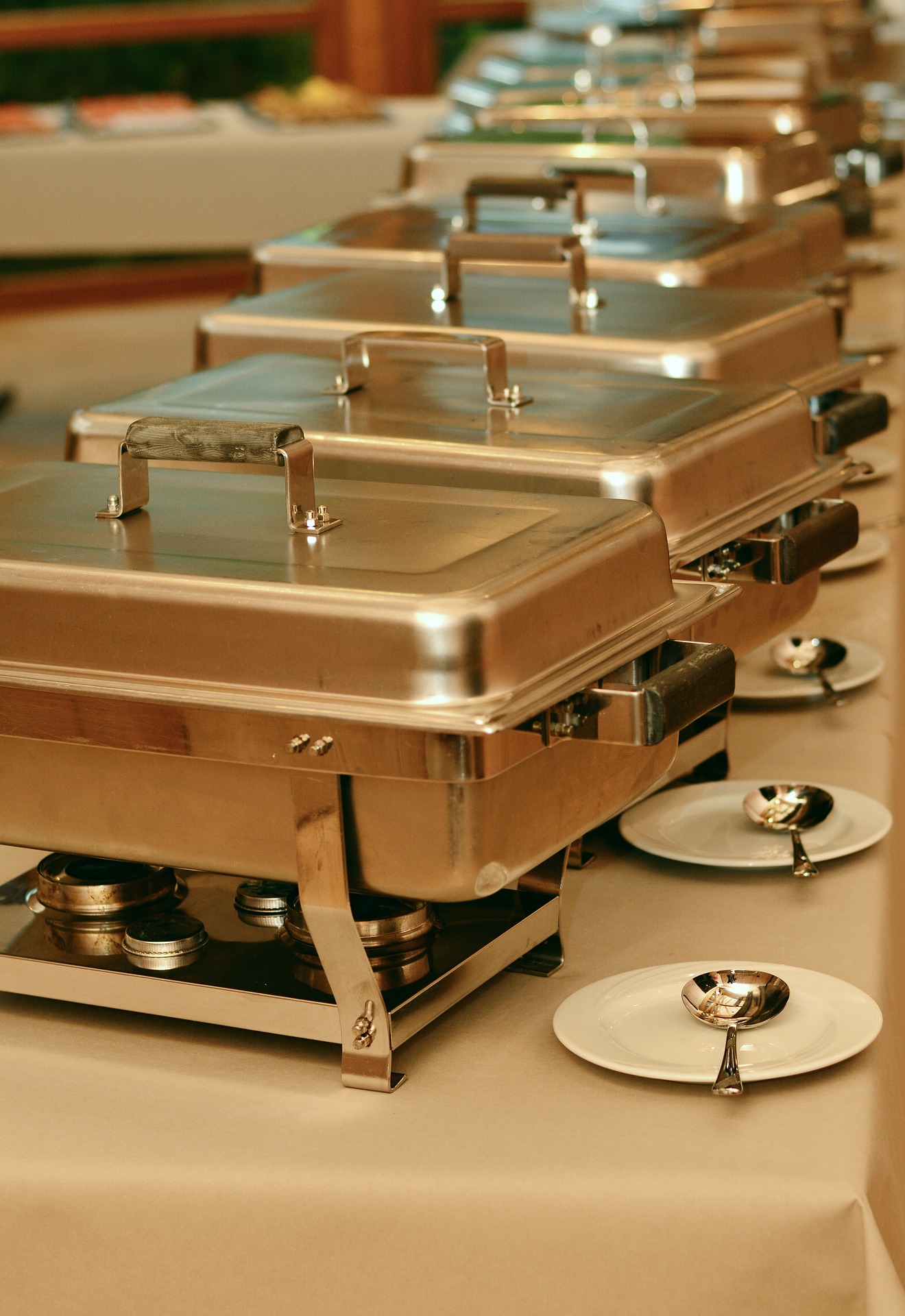 The real meaning of 'all you can eat' at a buffet First Class Etiquette